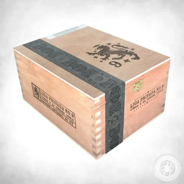 Drew Estate Liga Privada No.9 Corona Doble closed box-24