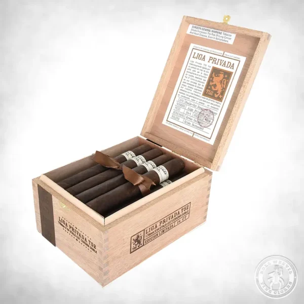 Drew Estate Liga Privada T52 Corona Doble open box-24