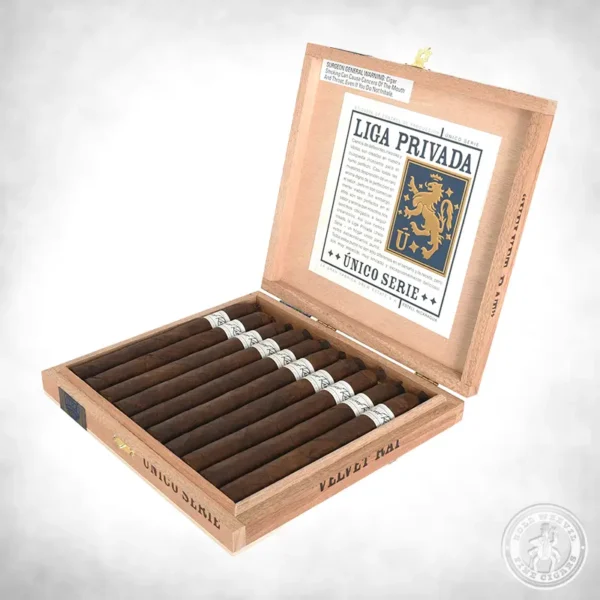 Drew Estate Liga Privada Unico Velvet Rat open box-10