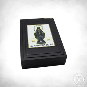 BLTC Black Madonna Robusto closed box-20