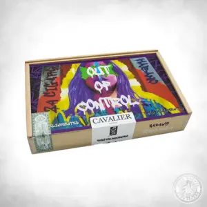 Cavalier Geneve Tres Delicuentes Habano Toro closed box-20