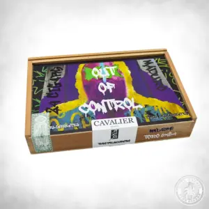 Cavalier Geneve Tres Delicuentes Toro closed box-20