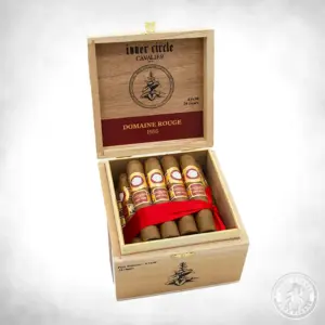 Cavalier Domaine Rouge Petite Robusto open box-24