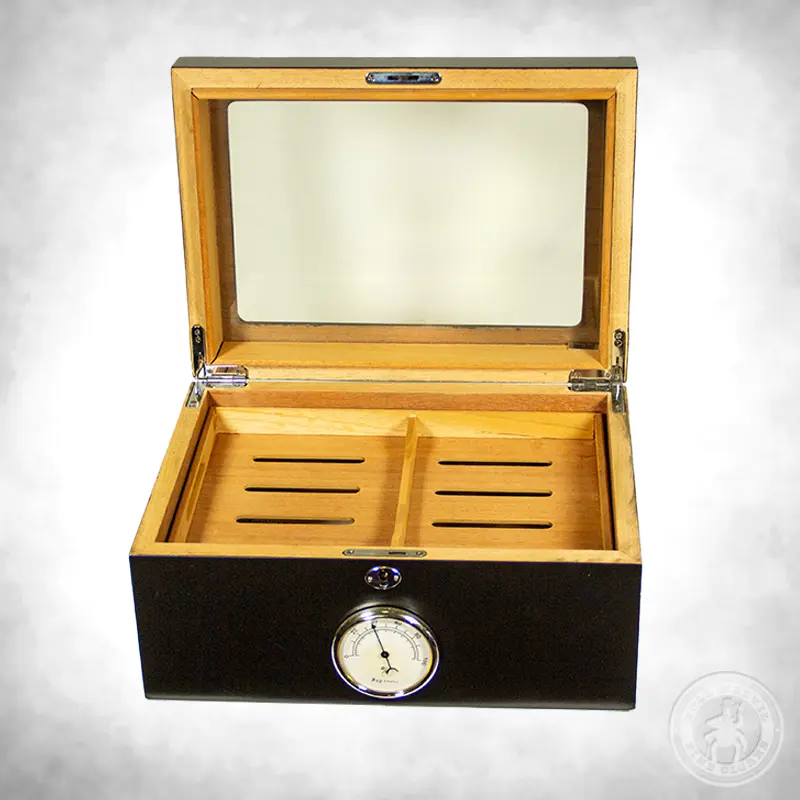 Humidor Supreme Bally Black 100ct open